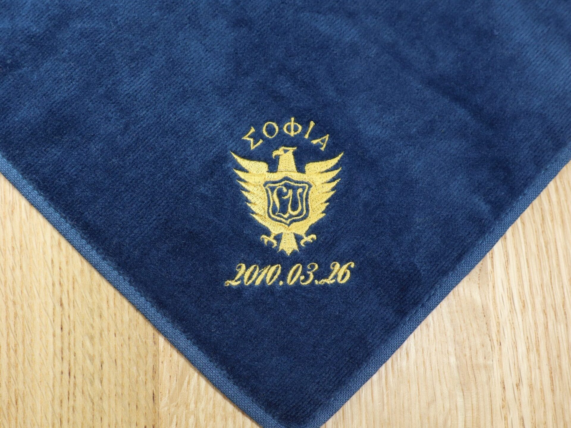 上智大学様卒業記念品今治ハンドタオル校章刺繍