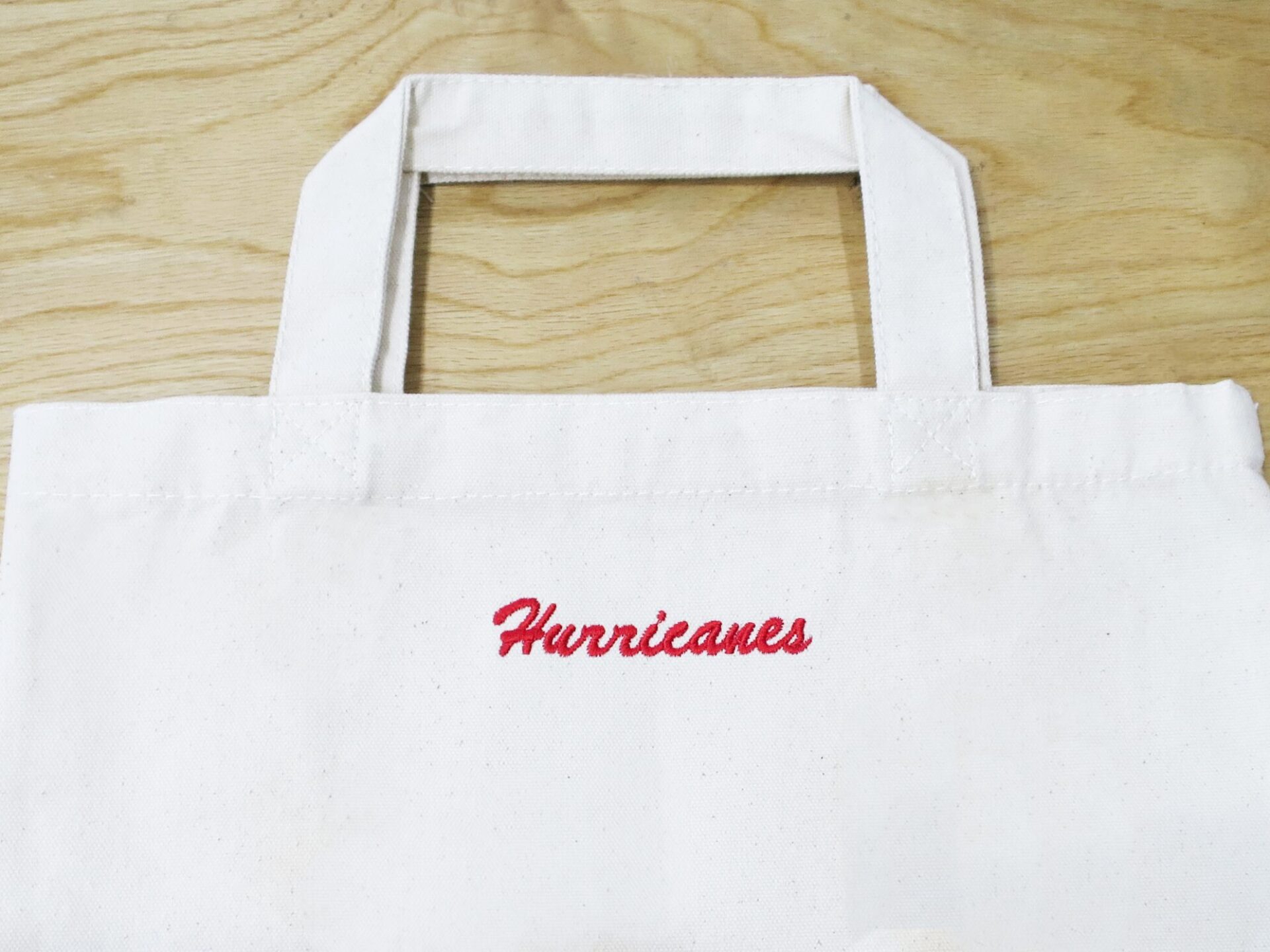 ロゴ刺繍で仕上げたオリジナルエコバッグ制作実績