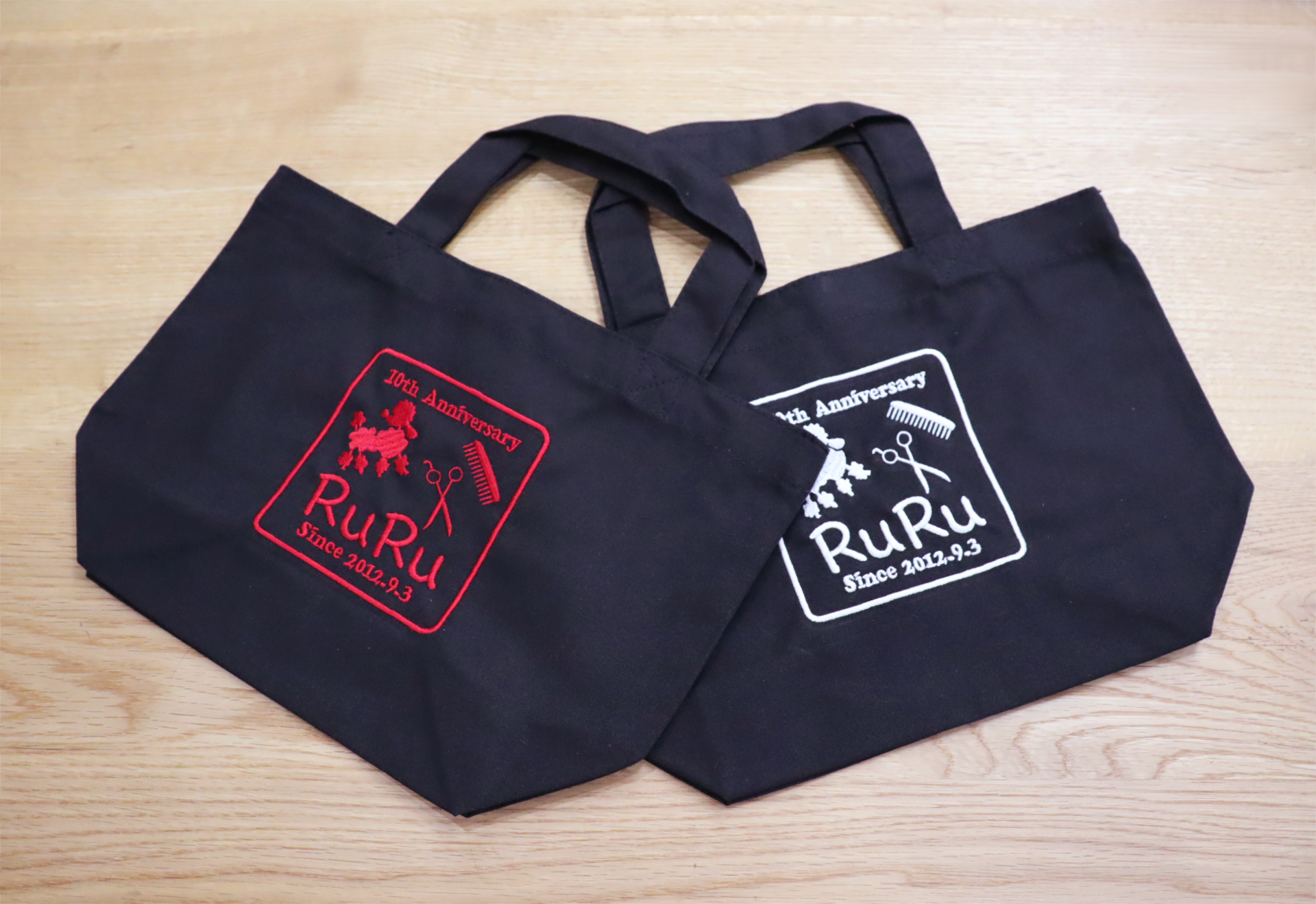 ペットサロン10周年記念トートバッグ刺繍｜オリジナル記念品制作