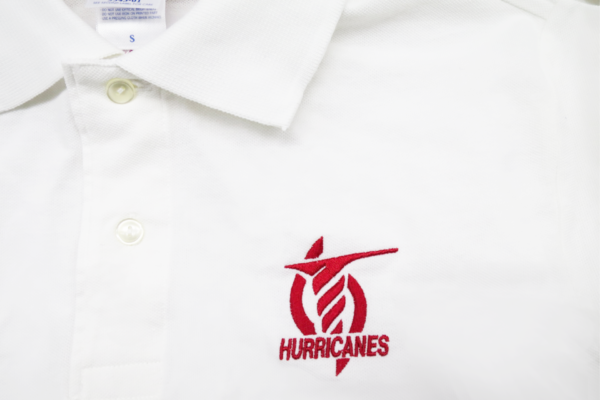 ポロシャツへのロゴ刺繍制作｜チームロゴ入りオリジナルポロシャツの実績