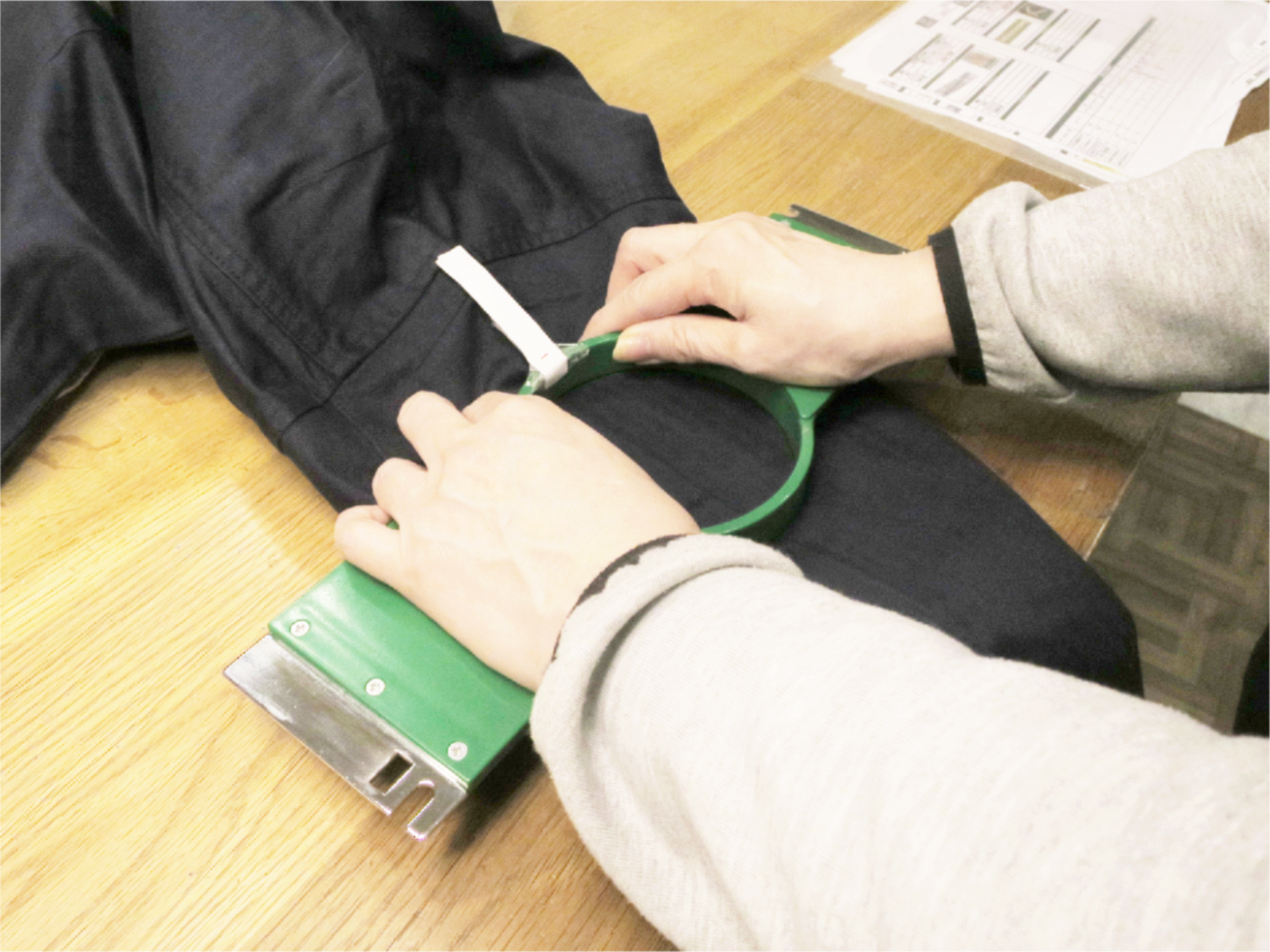 ガイドが無い袖刺繍位置の決め方の裏技