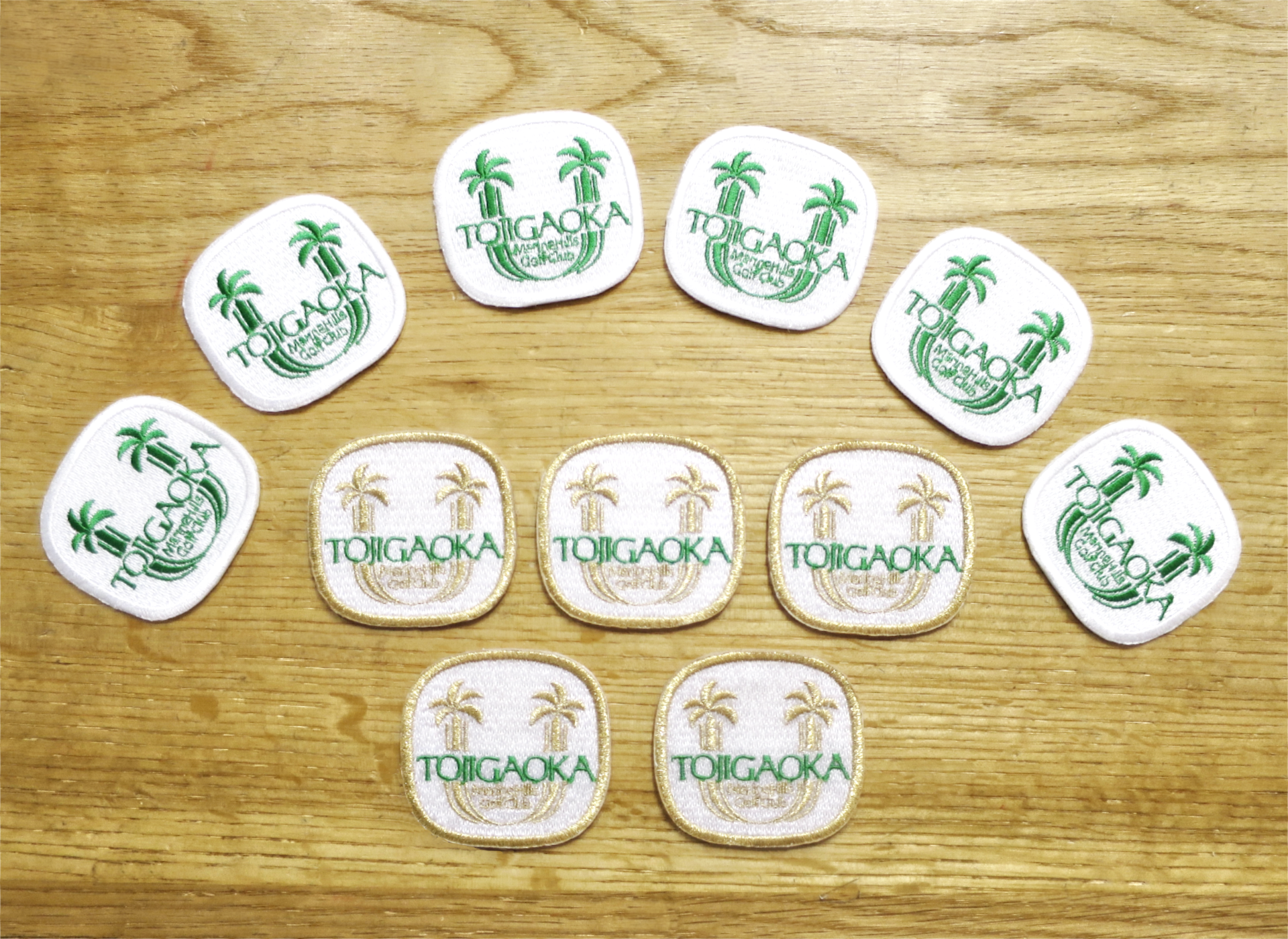 ワッペン刺繍制作実績｜文字高3ミリの高精度ロゴ刺繍